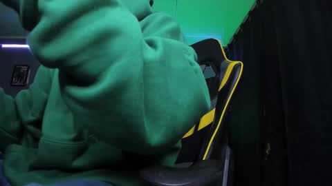 alexgiraldo__ online show from October 3, 11:04 am