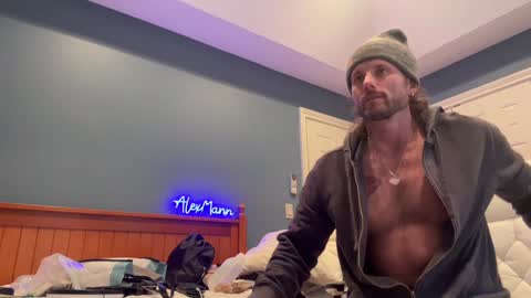 Alex Mann online show from January 31, 2:49 pm