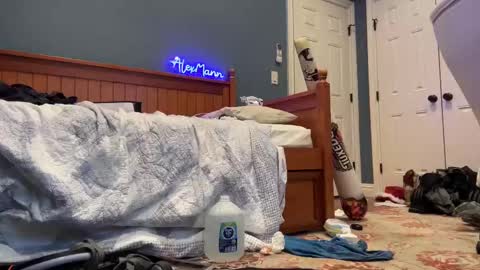 Alex Mann online show from March 6, 1:03 pm