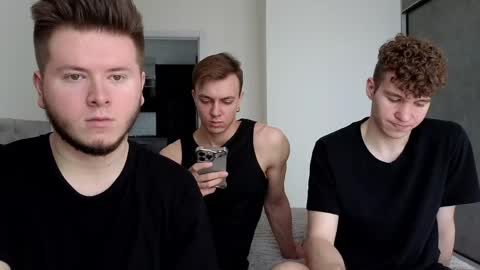 AlexDimaIgor online show from May 26, 9:05 am