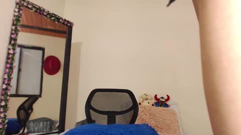 Snapshot of aliceusher_1 chatting on January 30, 7:15 pm J Ruiz online show from January 30, 7:15 pm