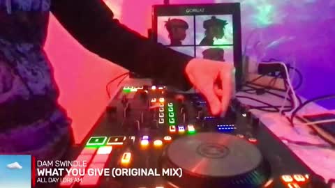 busco rockera online show from November 3, 5:59 pm