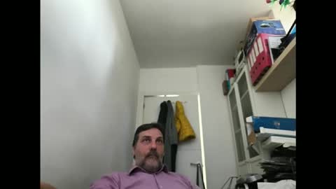 allenvic online show from April 22, 7:24 am