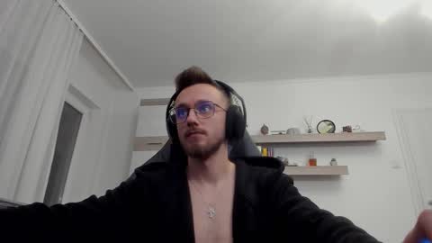 Andi online show from November 12, 4:02 pm