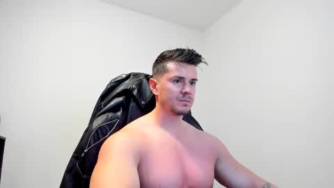 Snapshot of alphagodleatherking92 chatting on February 14, 7:59 am LeatherMaster online show from February 14, 7:59 am