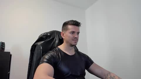 Snapshot of alphagodleatherking92 chatting on October 1, 9:46 am LeatherMaster online show from October 1, 9:46 am