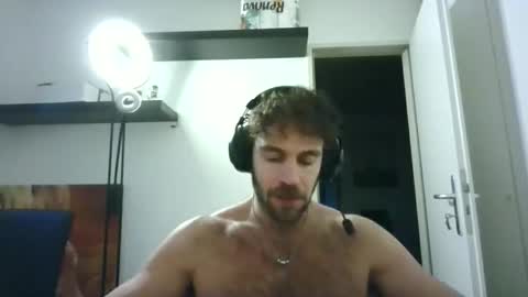 alphah_hunk online show from December 1, 3:48 pm