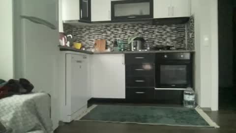 AlphAndre online show from December 26, 9:33 am