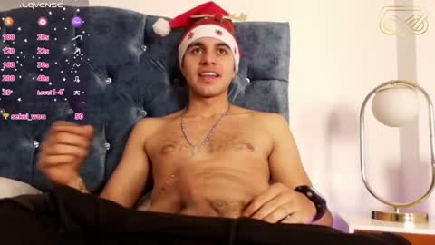Snapshot of amadeo_wild chatting on December 13, 3:54 pm Amadeo Wild online show from December 13, 3:54 pm