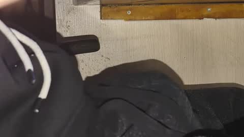 chris online show from January 14, 9:47 am