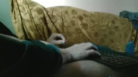 Snapshot of amazingcuteboy845 chatting on September 29, 1:08 pm amazingcuteboy845 online show from September 29, 1:08 pm