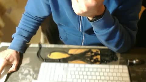 amslave4f online show from March 22, 6:35 pm