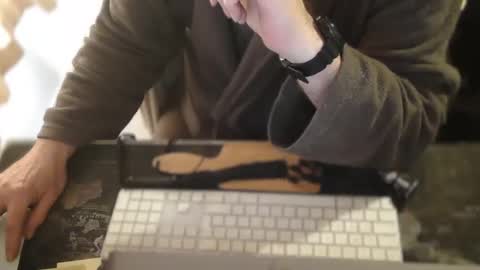 amslave4f online show from April 26, 12:13 pm