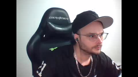 anarchyy1994 online show from March 24, 10:31 am