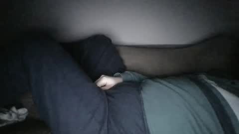 Snapshot of andellus chatting on December 17, 11:27 pm andellus online show from December 17, 11:27 pm