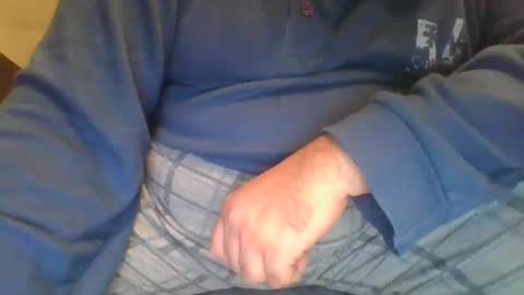 Snapshot of andellus chatting on December 25, 1:31 am andellus online show from December 25, 1:31 am