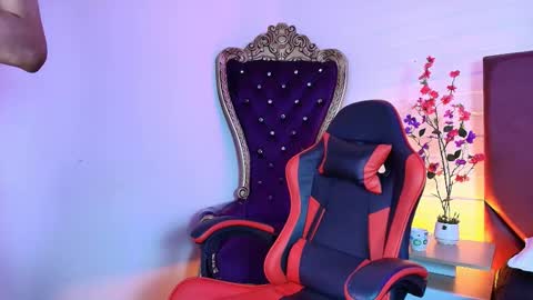 andreew_style_ online show from March 12, 11:45 pm