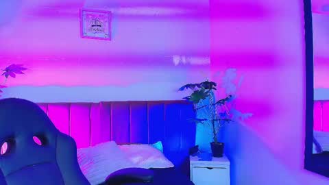 andreew_style_ online show from April 27, 9:31 pm