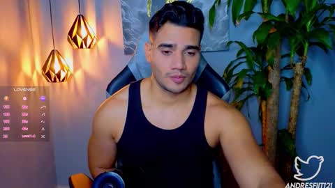 Snapshot of andresfiit chatting on October 12, 5:45 am Andres online show from October 12, 5:45 am