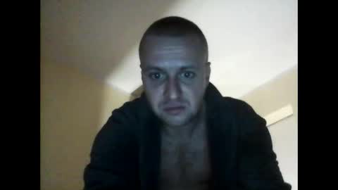 andrew3356577 online show from February 9, 3:53 am