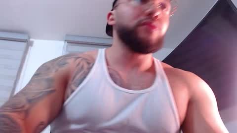 andrew_holden__ online show from February 4, 1:11 am