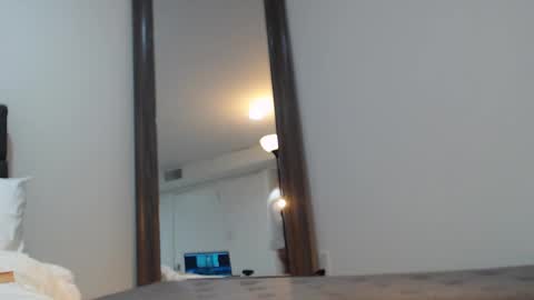 ANDREW WEST online show from February 2, 2:17 am