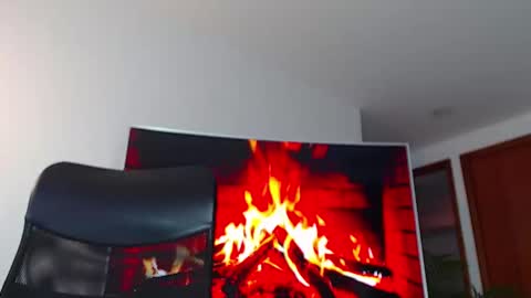 ANDREW WEST online show from January 1, 10:24 pm