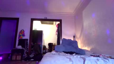 andrewgennie online show from December 4, 2:29 am