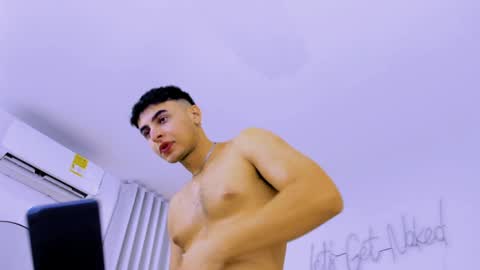 Andrewlamar21 online show from December 2, 2:39 pm