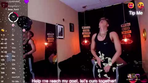      online show from December 15, 7:11 pm