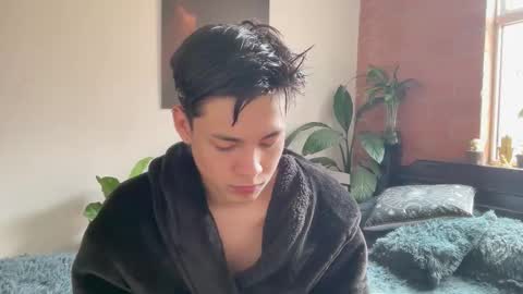 Andy online show from March 27, 2:18 pm