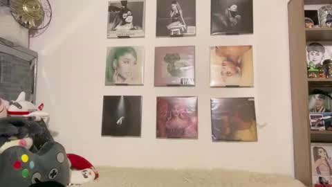 Andy online show from November 4, 4:08 pm