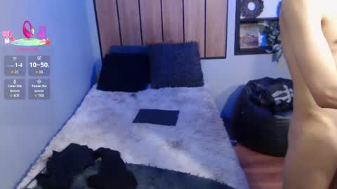 Andy online show from August 3, 9:54 pm