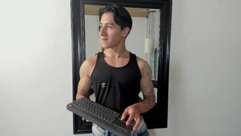 Andy Joy  online show from April 1, 1:41 pm