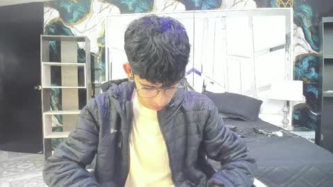 andyxibrat online show from April 9, 12:22 pm