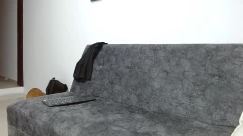 angel_kyrozz online show from October 25, 10:44 pm