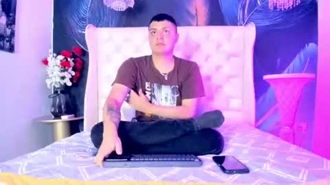 angelblue   online show from June 30, 7:37 pm