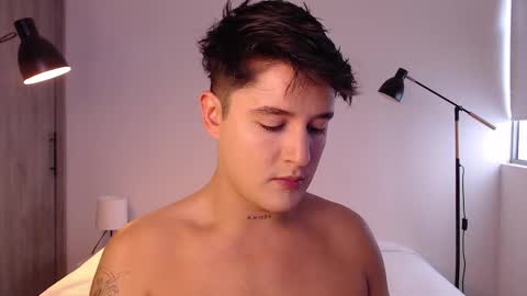 Angel online show from February 13, 8:03 pm