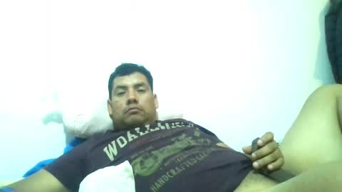 angeldavid90 online show from April 6, 4:42 am