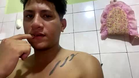 AngelFlores online show from October 26, 9:55 am