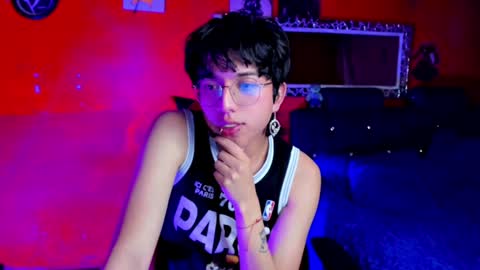 Snapshot of angellonfire chatting on February 7, 7:07 am Angel  online show from February 7, 7:07 am