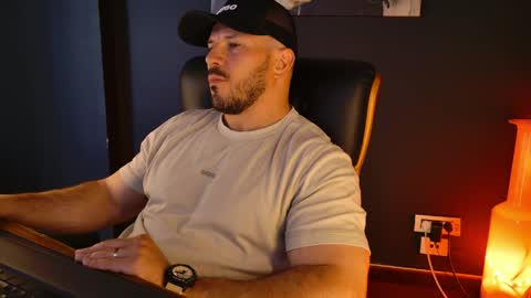 BlackWolf online show from May 29, 10:58 am