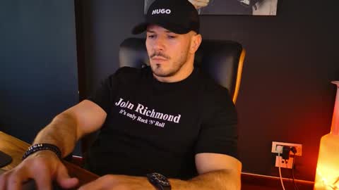 BlackWolf online show from October 22, 12:42 pm