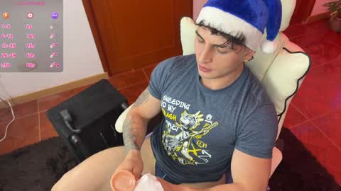 Angelo Ferro online show from December 14, 2:45 am