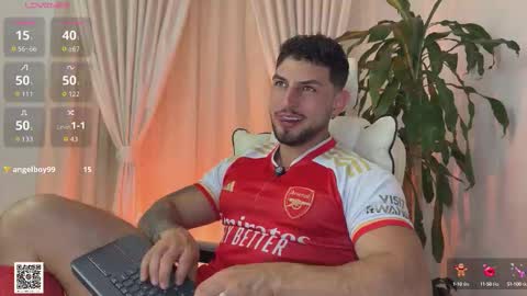 Angelo Ferro online show from October 5, 2:04 am