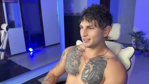 Angelo Ferro online show from February 23, 1:20 am