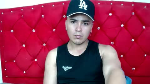 angels_0001 online show from December 14, 5:40 am