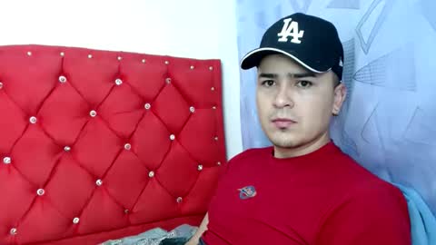 angels_0001 online show from December 18, 7:36 am