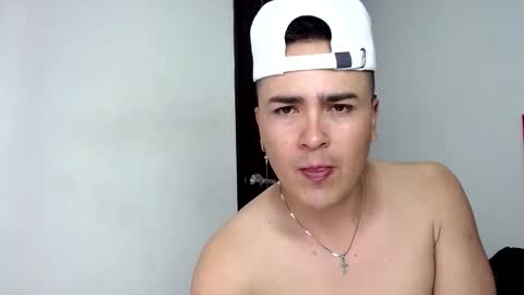 angels_0001 online show from February 25, 10:50 pm