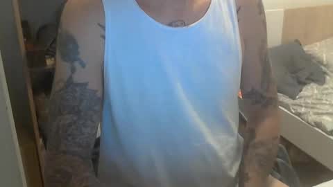 Snapshot of angelsound777 chatting on October 12, 6:35 pm angelsound777 online show from October 12, 6:35 pm